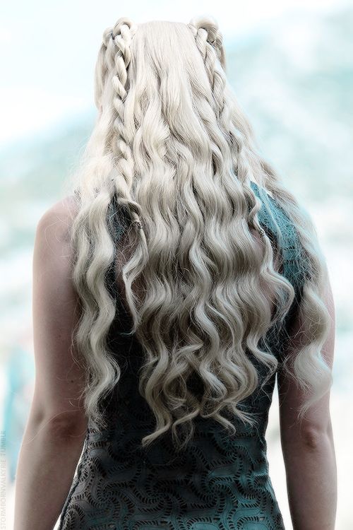 Varje ikonisk 'Game Of Thrones' frisyr |  Khaleesi hår, Daenerys.