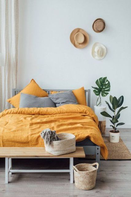 25 enkla sätt att lägga gul till ditt sovrum |  Färgglatt sovrum.