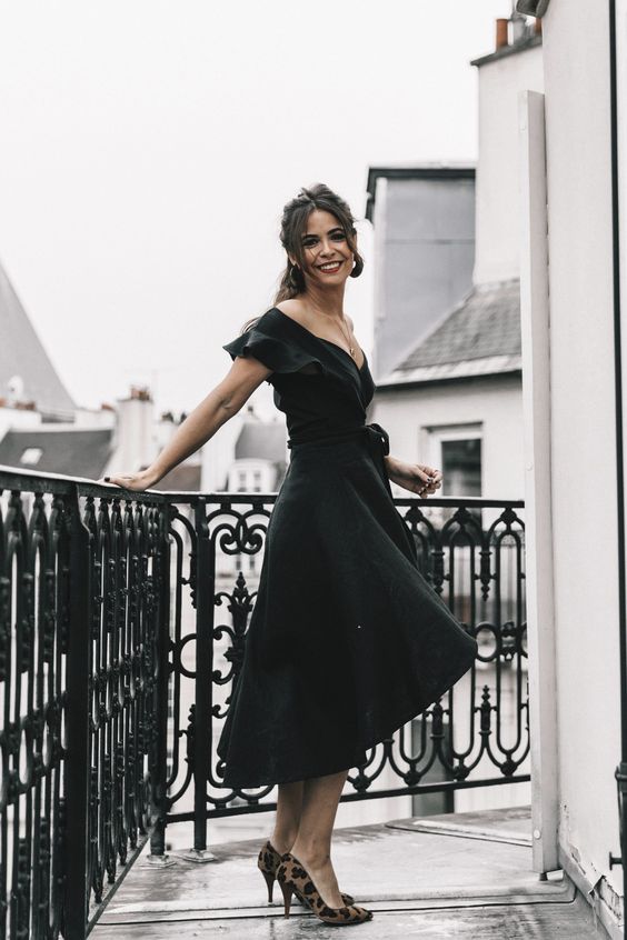 svart volang klänning vintage