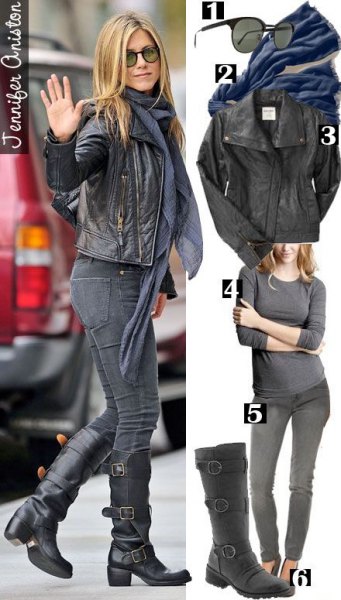 Läderjacka med en grå chiffonscarf och svarta knähöga motorcykelstövlar Jennifer Aniston