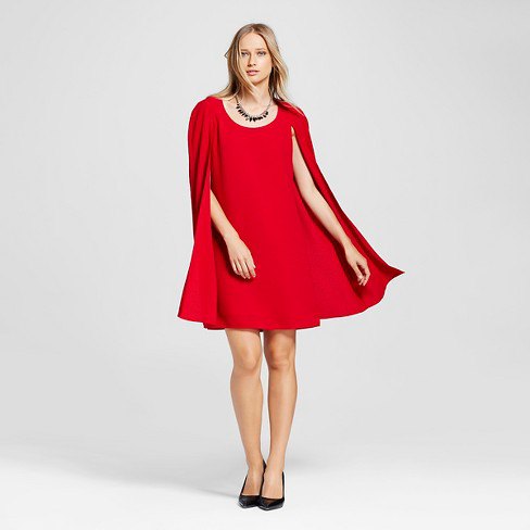 röd cape shift klänning svarta balettskor