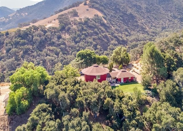 Hilltop Wine Country Retreat w / Magnificent Views UPPDATERAD 2020.