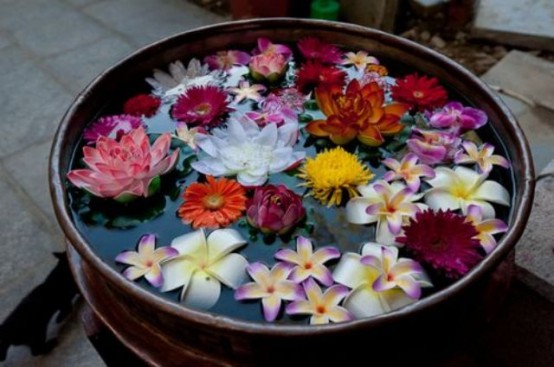 Sommardekor: 26 flytande blommor - DigsDi