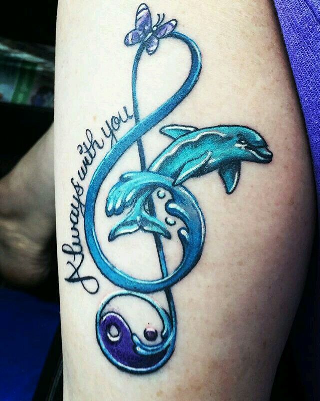 Delfin musikaliska tatuering design