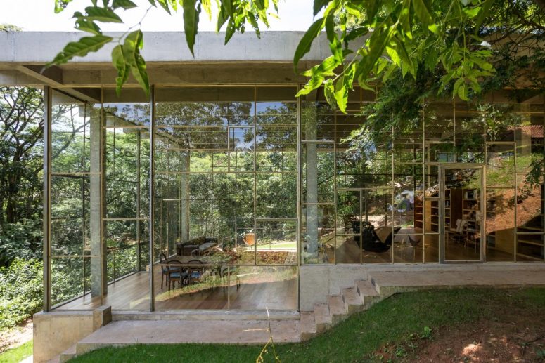 Glass och betong regnskog reträtt för en filosof - DigsDi