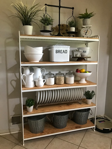 DIY IKEA Hyllor - Farmhouse Kitchen Makeover |  Kök .