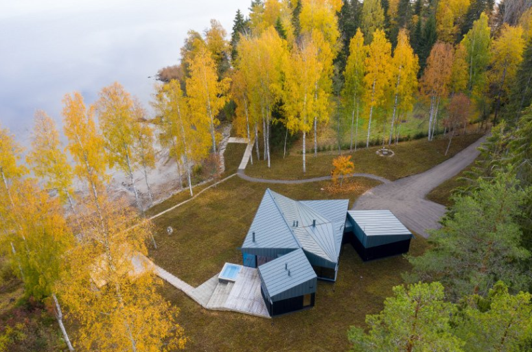 Minimalistiskt 3 fyrkantigt hus i en tät finsk skog - DigsDi