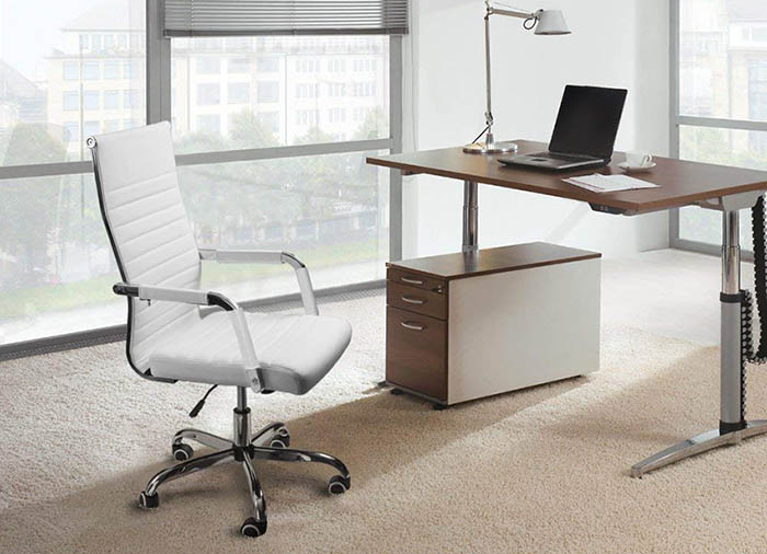 7 bästa minimalistiska kontorsstolar som kommer att förvandla din arbetsyta.