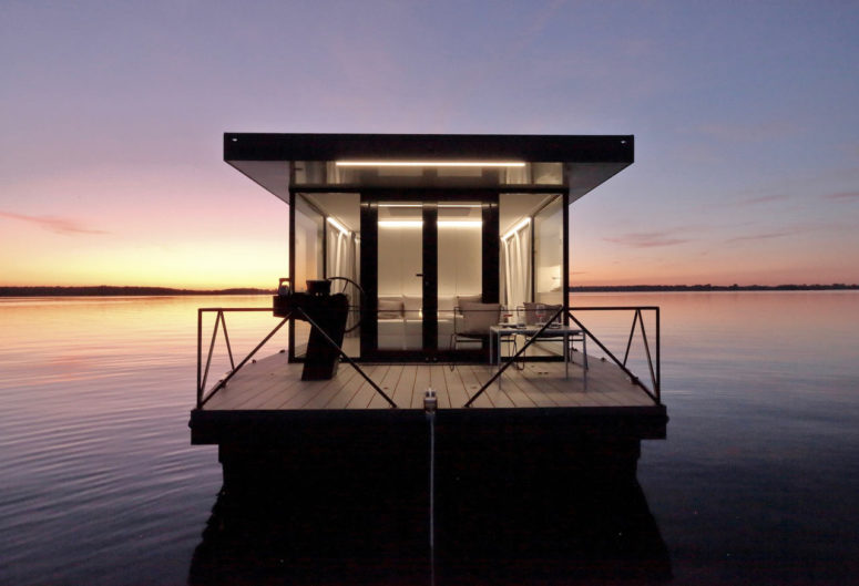 Loungeboat: En minimalistisk lägenhet vid vattnet - DigsDi